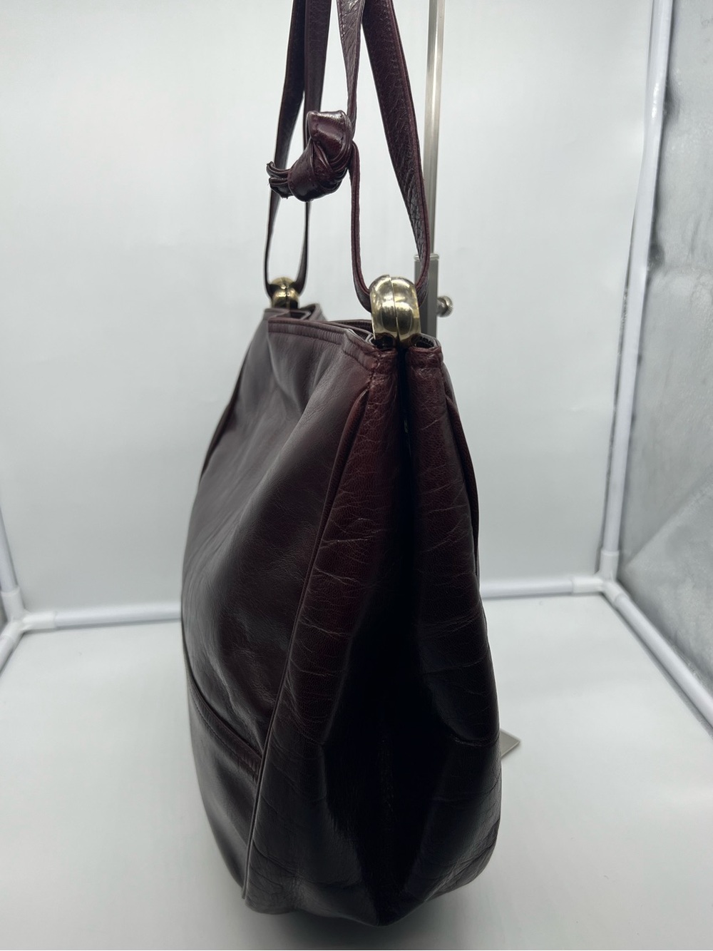 BOTTEGA VENETA VINTAGE Oxblood Red Smooth Leather Double Strap Shoulder Bag Hobo - Picture 4 of 17